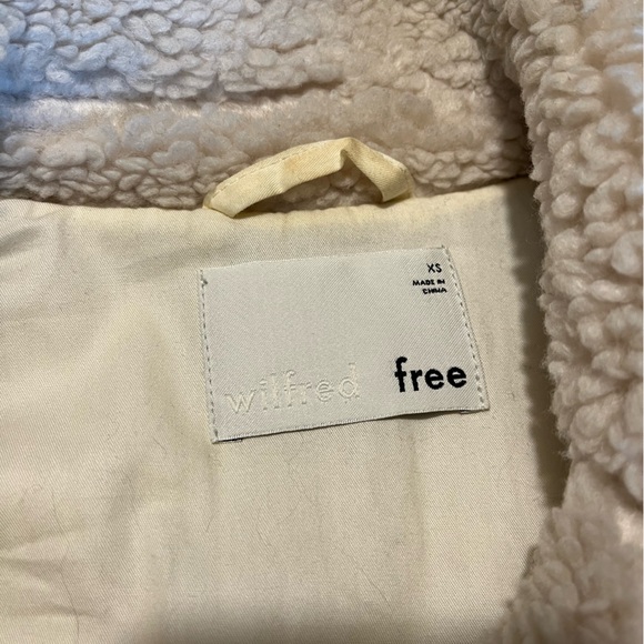 Aritzia Wilfred Free teddy jacket size XS - Picture 6 of 7